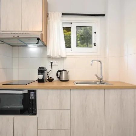 Kouros Hill Xirokastellon