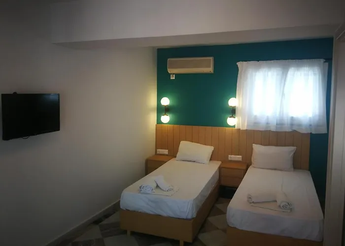 Kouros Hill Aparthotel