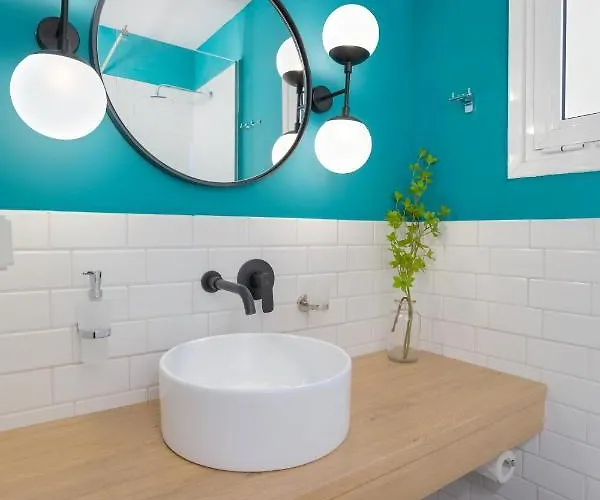 Kouros Hill Aparthotel Xirokástellon