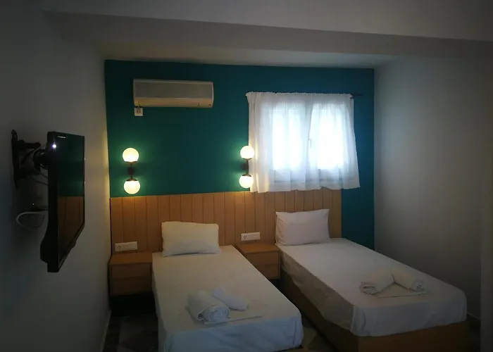 Aparthotel Kouros Hill *