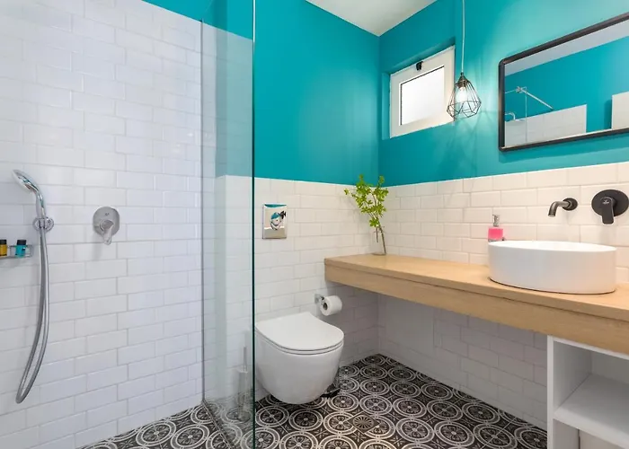 Kouros Hill * Xirokástellon