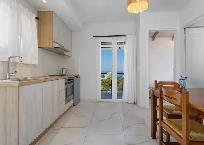 Aparthotel Kouros Hill Xirokástellon