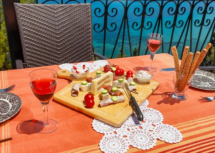 Aparthotel Kouros Hill