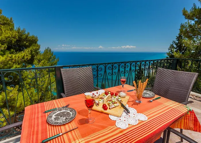 Aparthotel Kouros Hill Xirokástellon