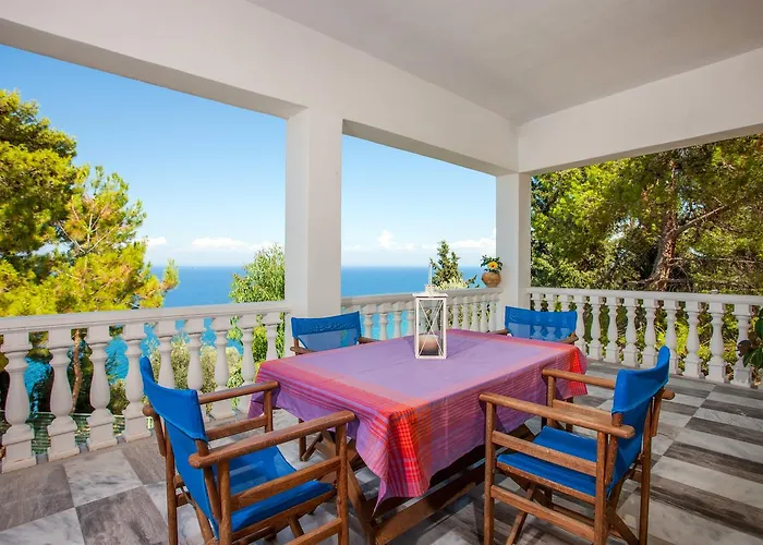 Aparthotel Kouros Hill