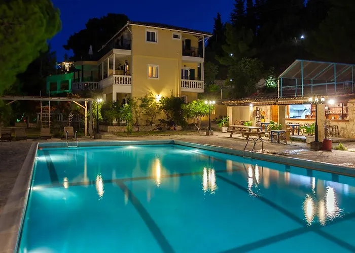 Kouros Hill Xirokástellon