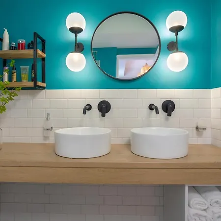 Kouros Hill Apart-hotel