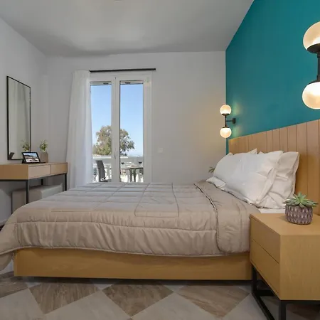 Kouros Hill Xirokástellon