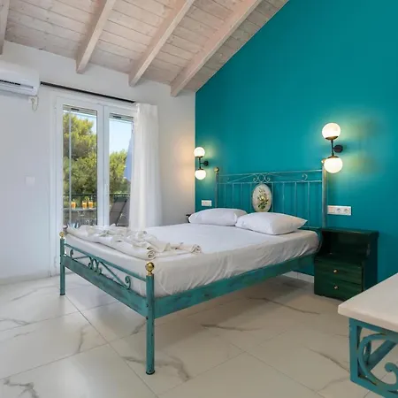 Kouros Hill Apart-hotel Xirokástellon