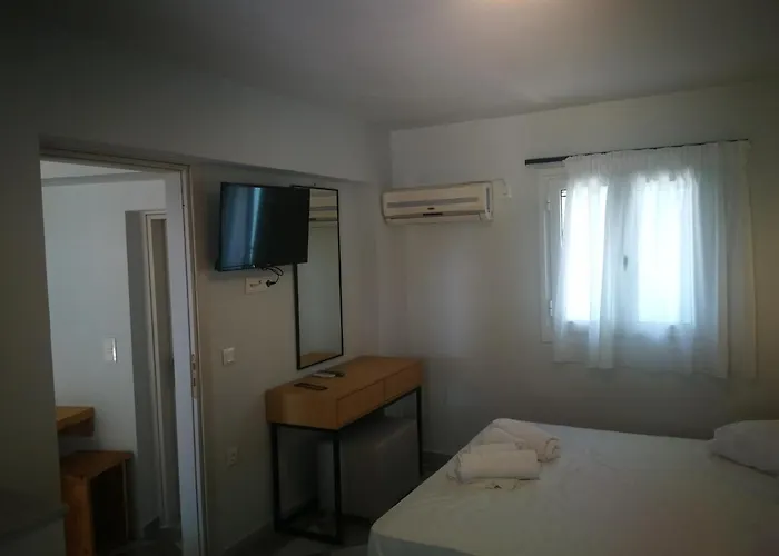 Hotel apartamentowy Kouros Hill Xirokástellon