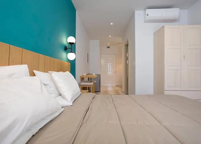 Kouros Hill Aparthotel *