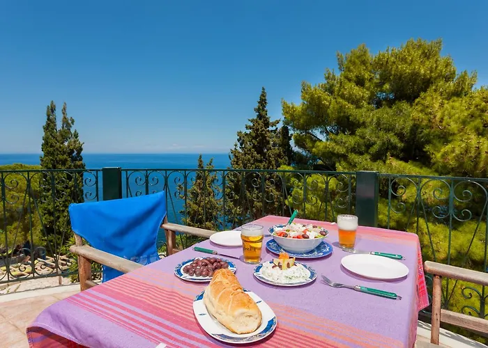 Hotel apartamentowy Kouros Hill