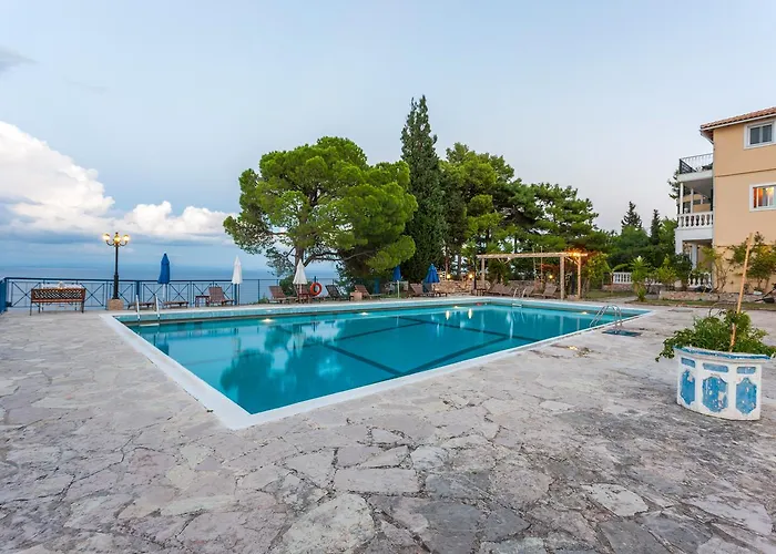 Hotel apartamentowy Kouros Hill